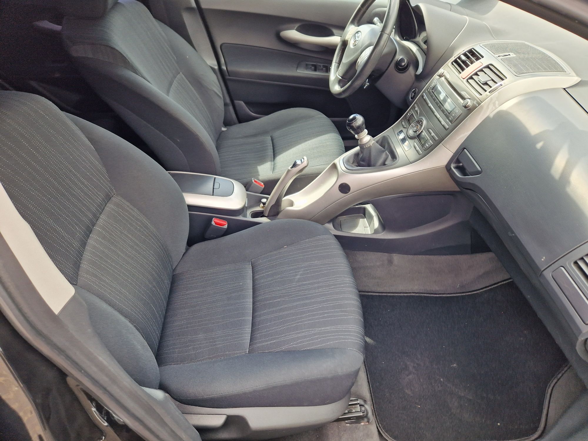 Toyota Auris 2.0D 126KM Niemiec Xenon 2x kluczyki