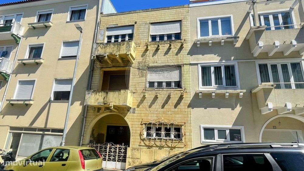 Moradia T4 para venda