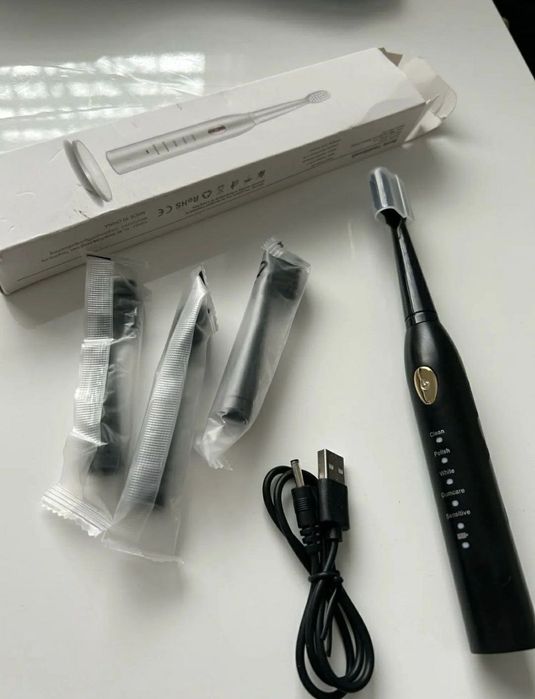 Зубна щітка електрична акумуляторна.