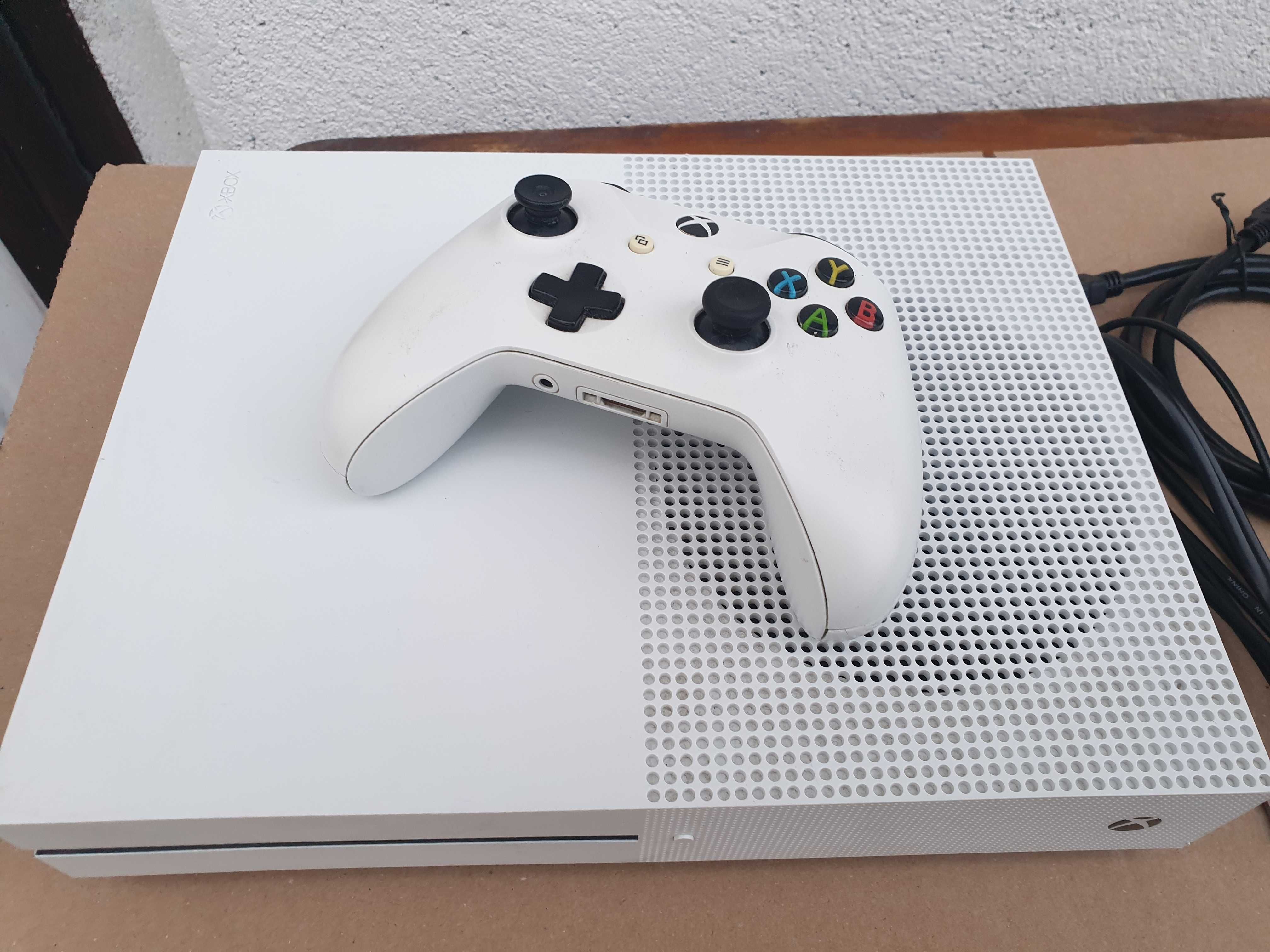 Konsola Xbox One S 1TB