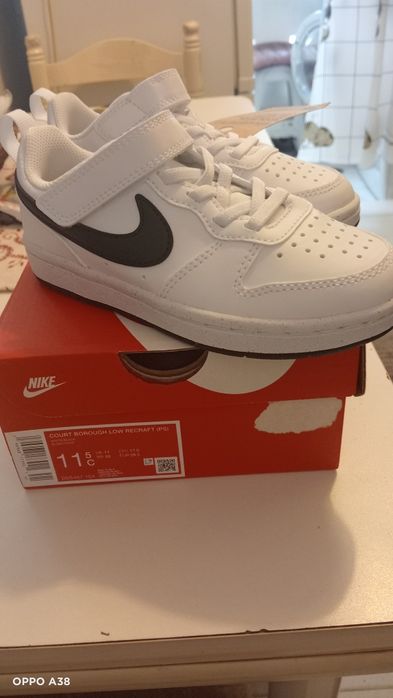 Sapatilhas Nike novas em caixa