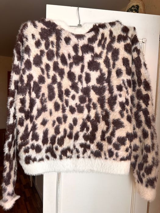 Продам теплый укороченный кардиган с принтом!