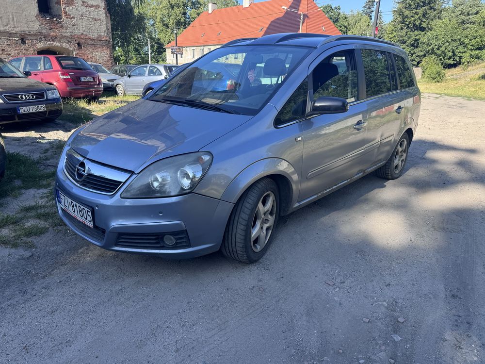 2006r opel zafira