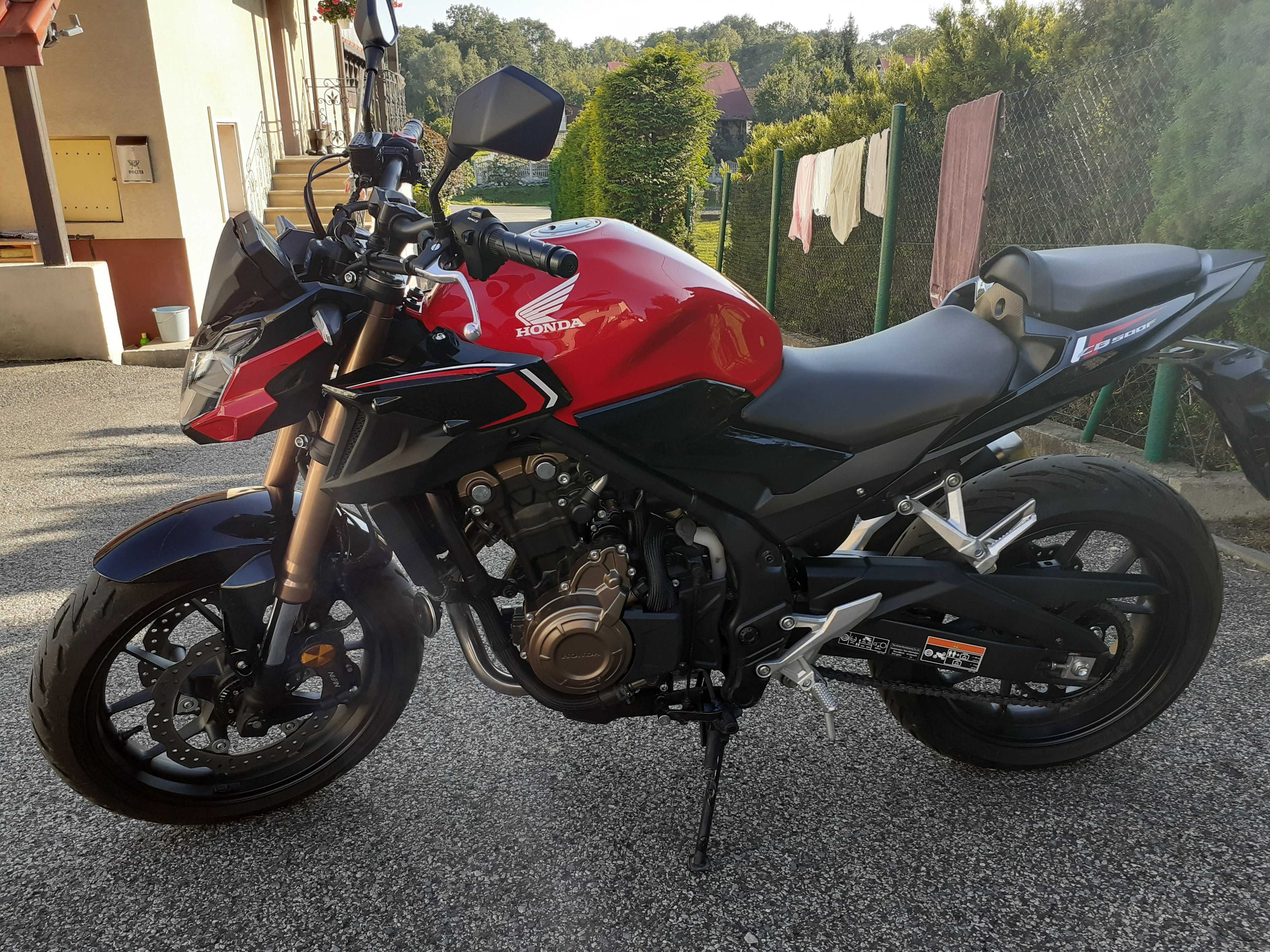 CB500F z 2022 roku przebieg 3483 km.   19999 zł.