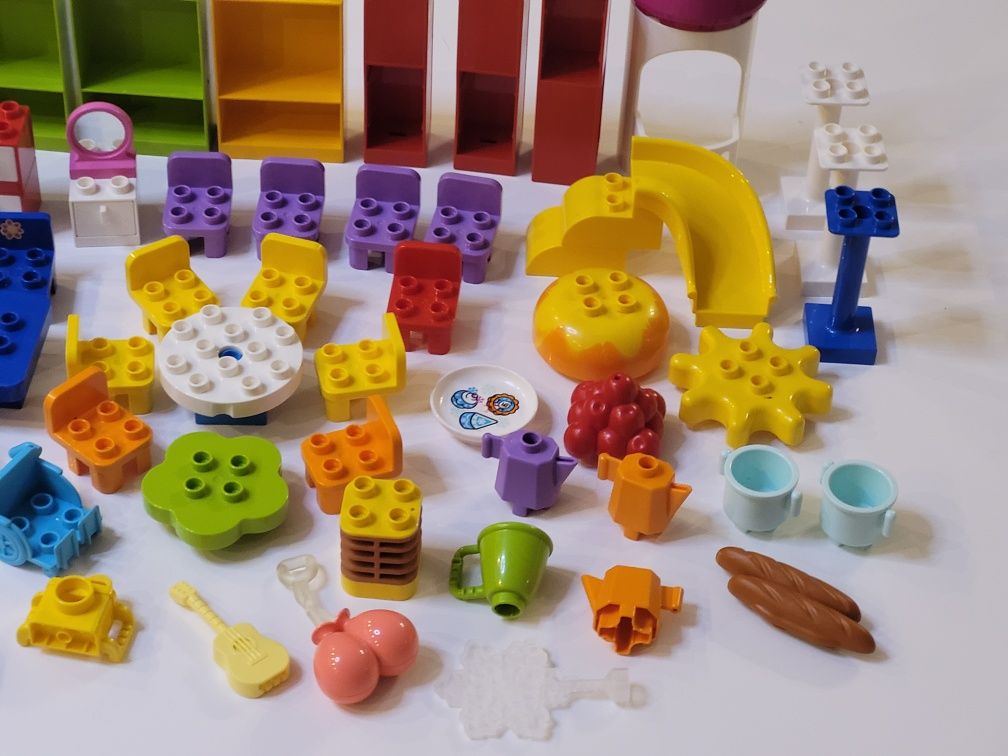 MEBLE do DOMU szafa zjezdzalnia stół krzesło oryginalne Lego DUPLO