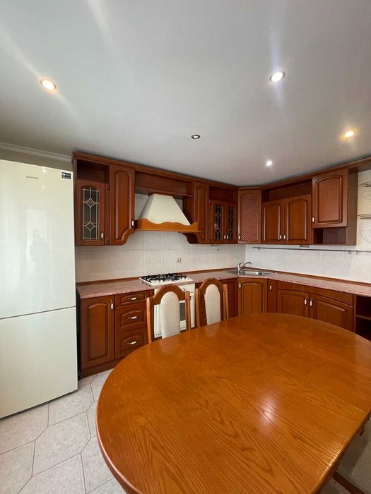 ПРОДАЖ 3к.квартири для сім'ї — ВИСТАВКА, ВУЛ. МАЗУРА, 18/2