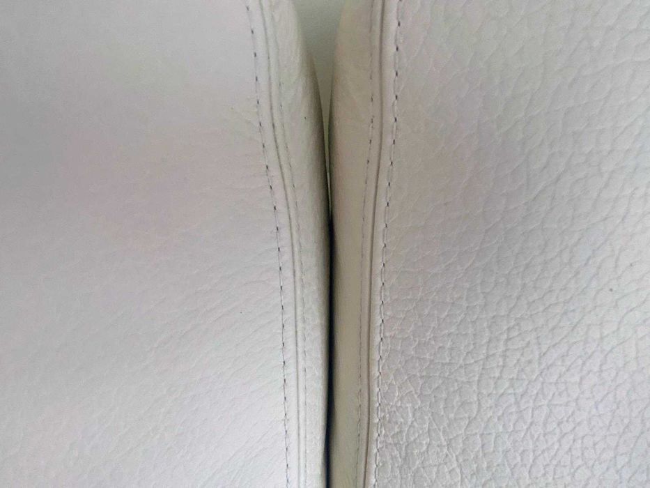 Sofá de pele Genuína 2 Lugares