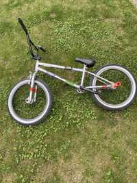 Rower BMX mongoose legion l100