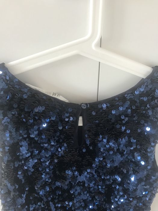 Sukienka granatowa z cekinami