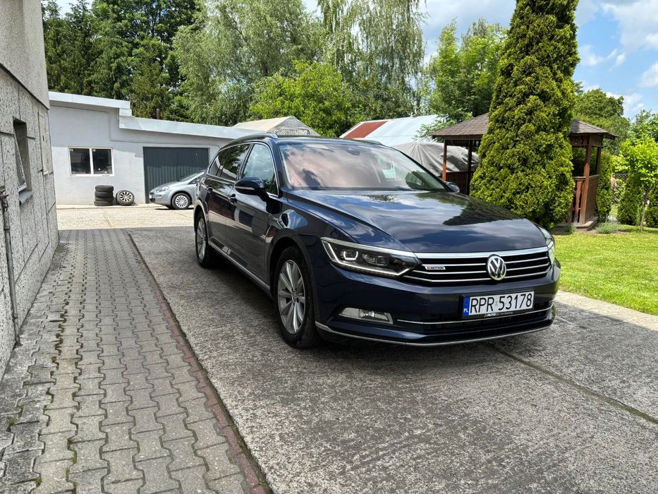 Volkswagen Passat z polskiego salonu, bezwypadkowy, serwisowany, highline , 4x4
