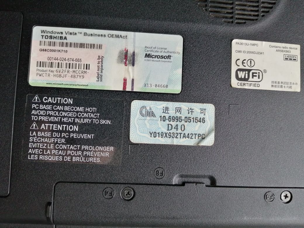 Ноутбук Toshiba, 15 дюймів, параметри на фото