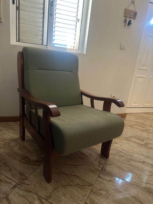 Poltronas baratinhas