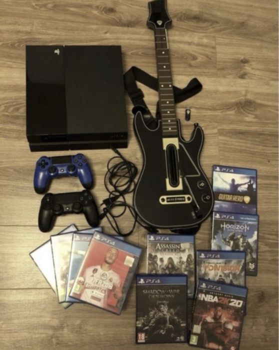 Konsola PlayStation 4 Ps4 + Pady + Gry + VR + Fortnite Robblox Sims