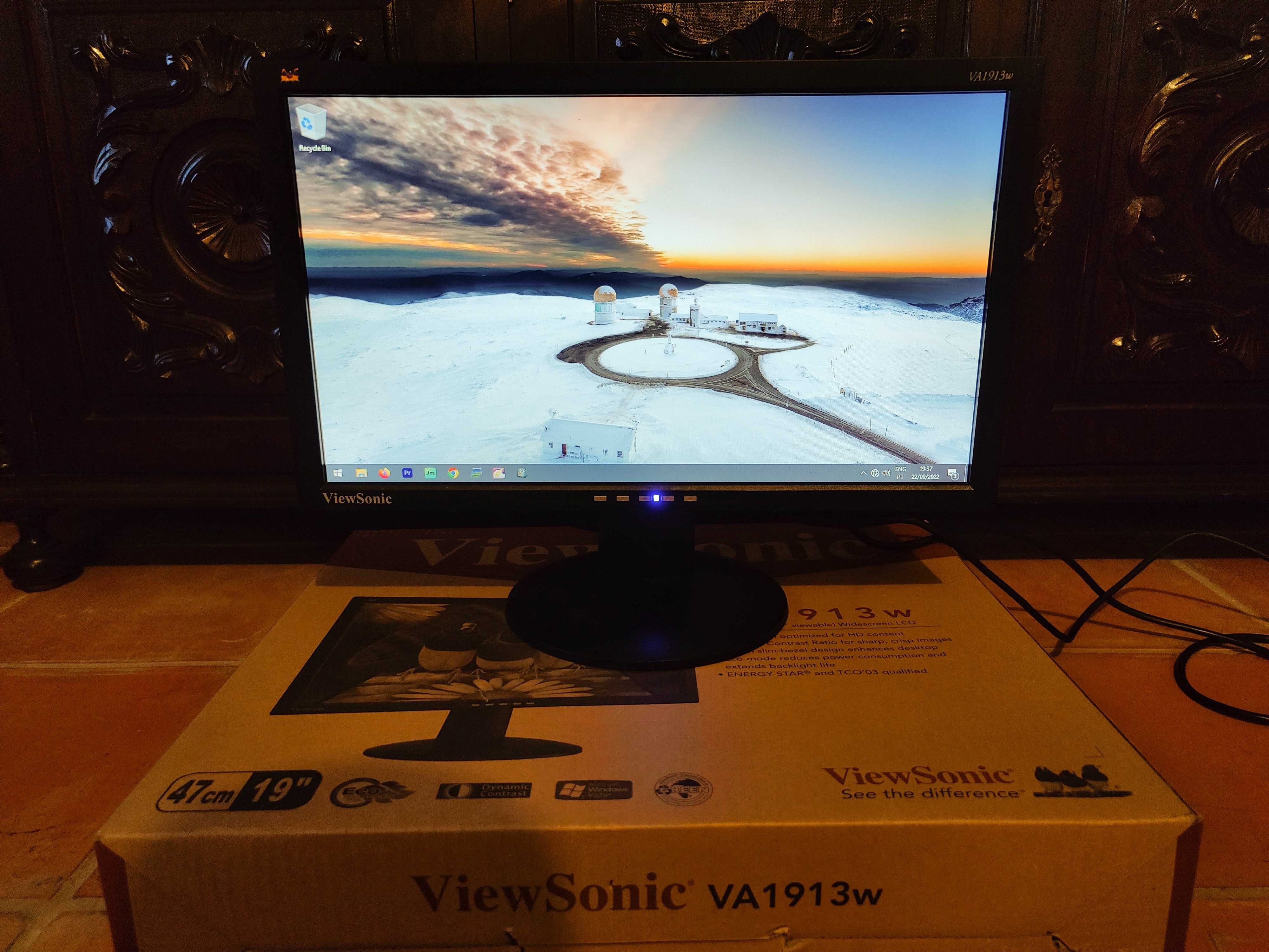 Monitor LCD ViewSonic VA1913w 19"