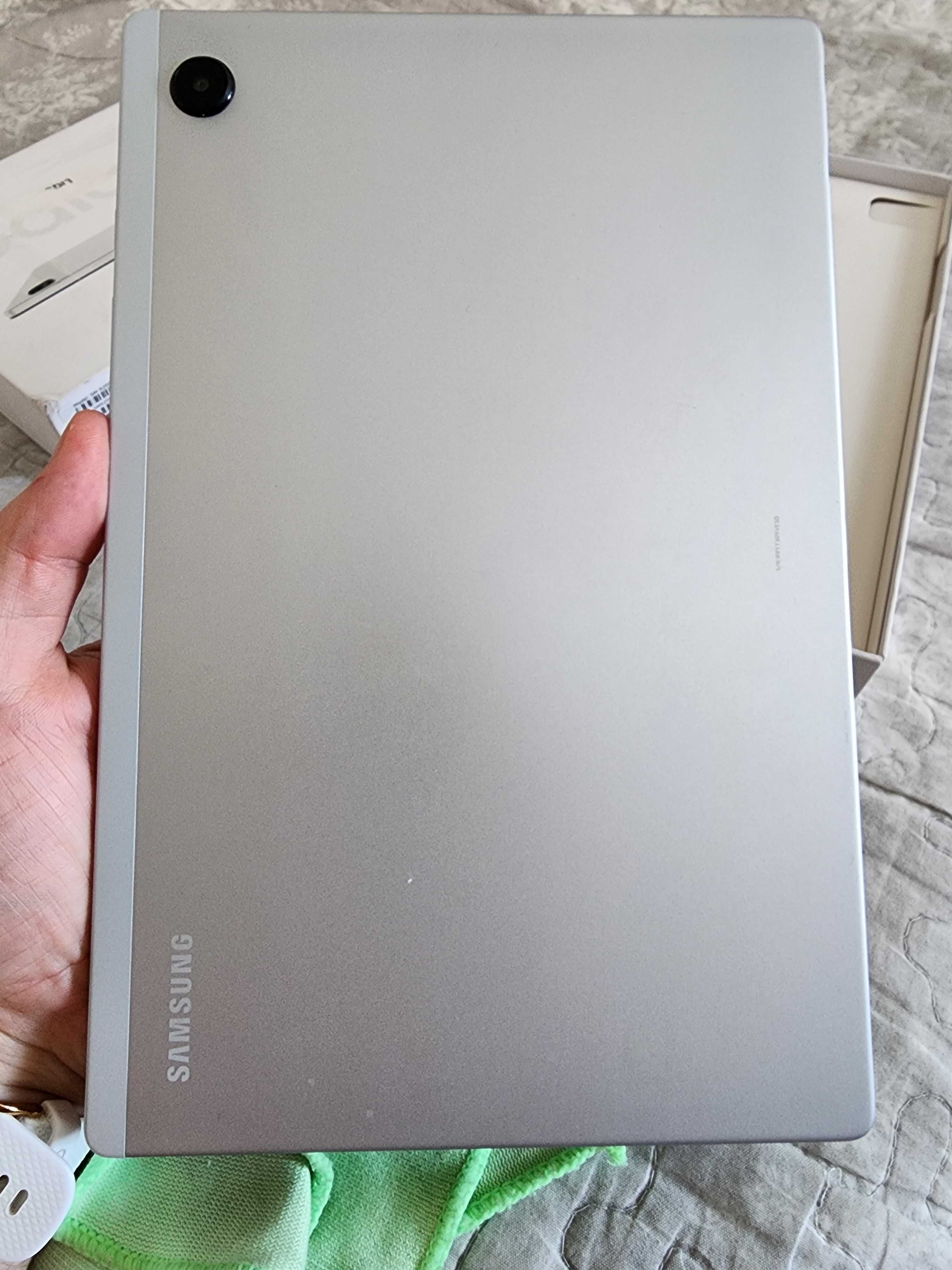 Планшет Samsung Galaxy Tab A8 3/32GB Wi-Fi (SM-X200)