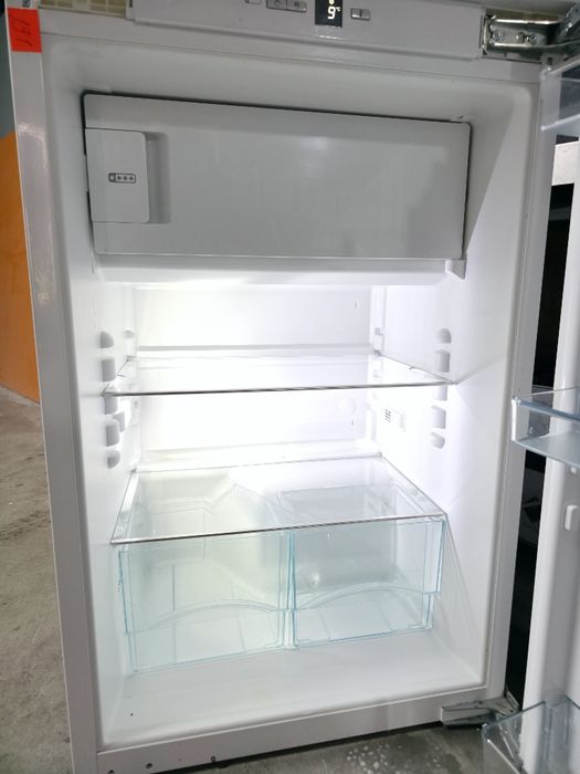 Вбудований Miele  холодильник з морозилкою від 85 см до 177см