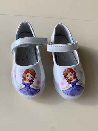 Новые детские туфли для девочки, 13,5см