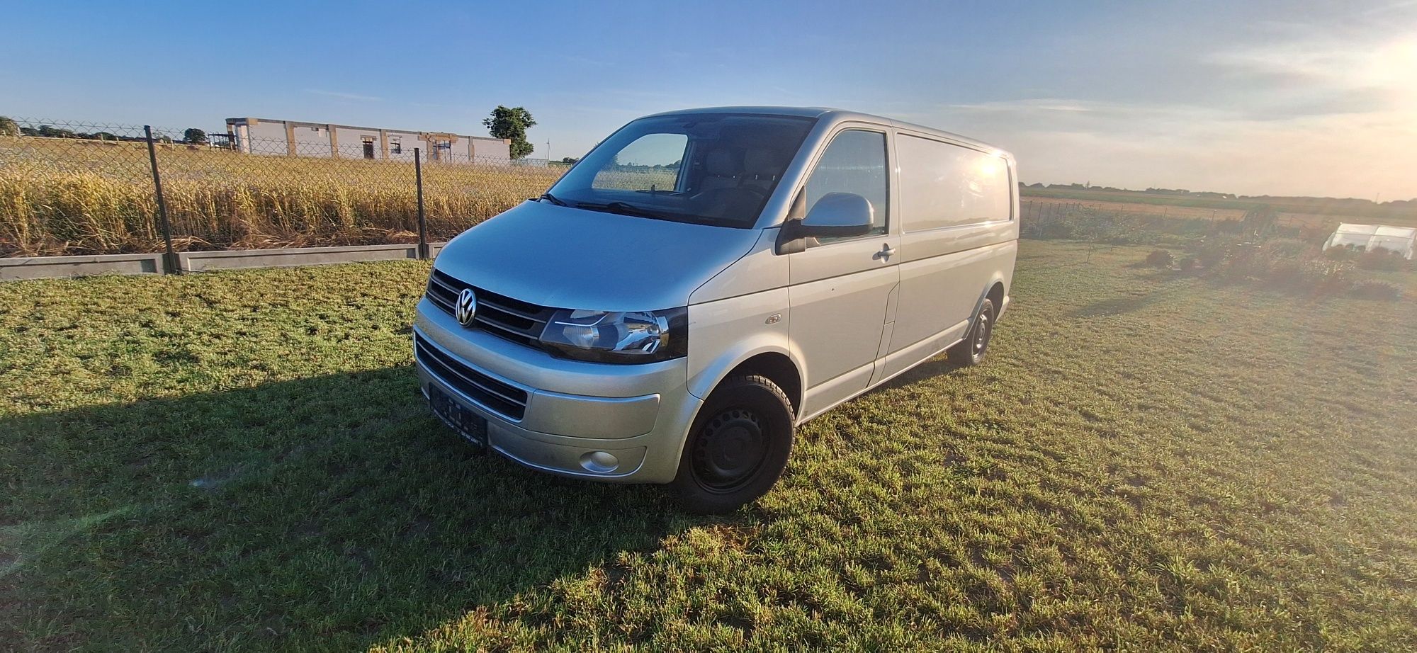 VW T5. 2.0 tdi 140KM