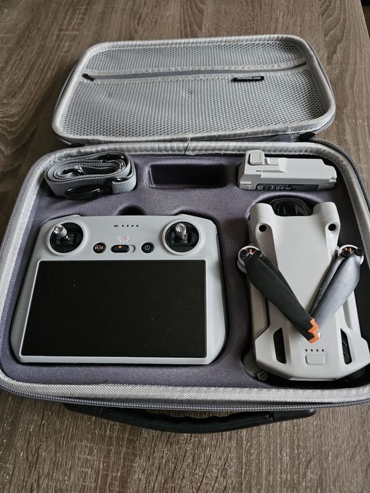 Dron DJI Mini Pro 3
