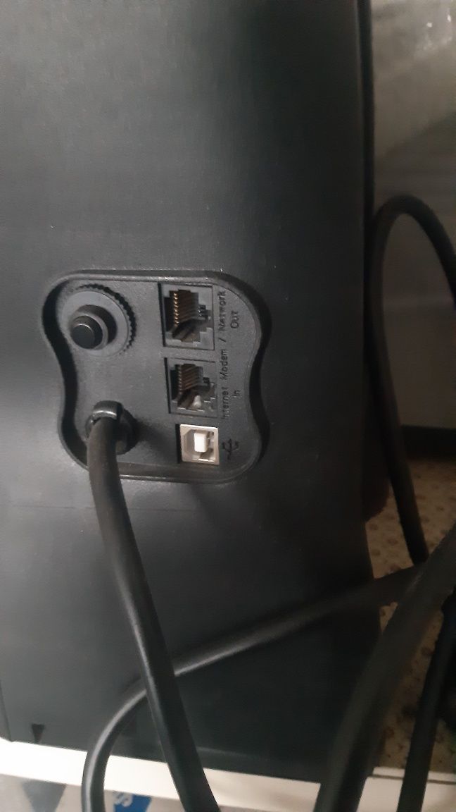 Ups Eaton 800 station