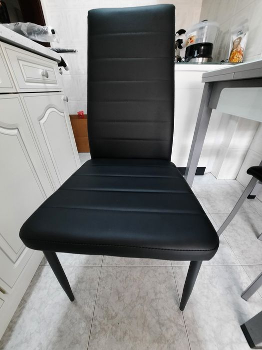 Cadeiras de cozinha ou sala