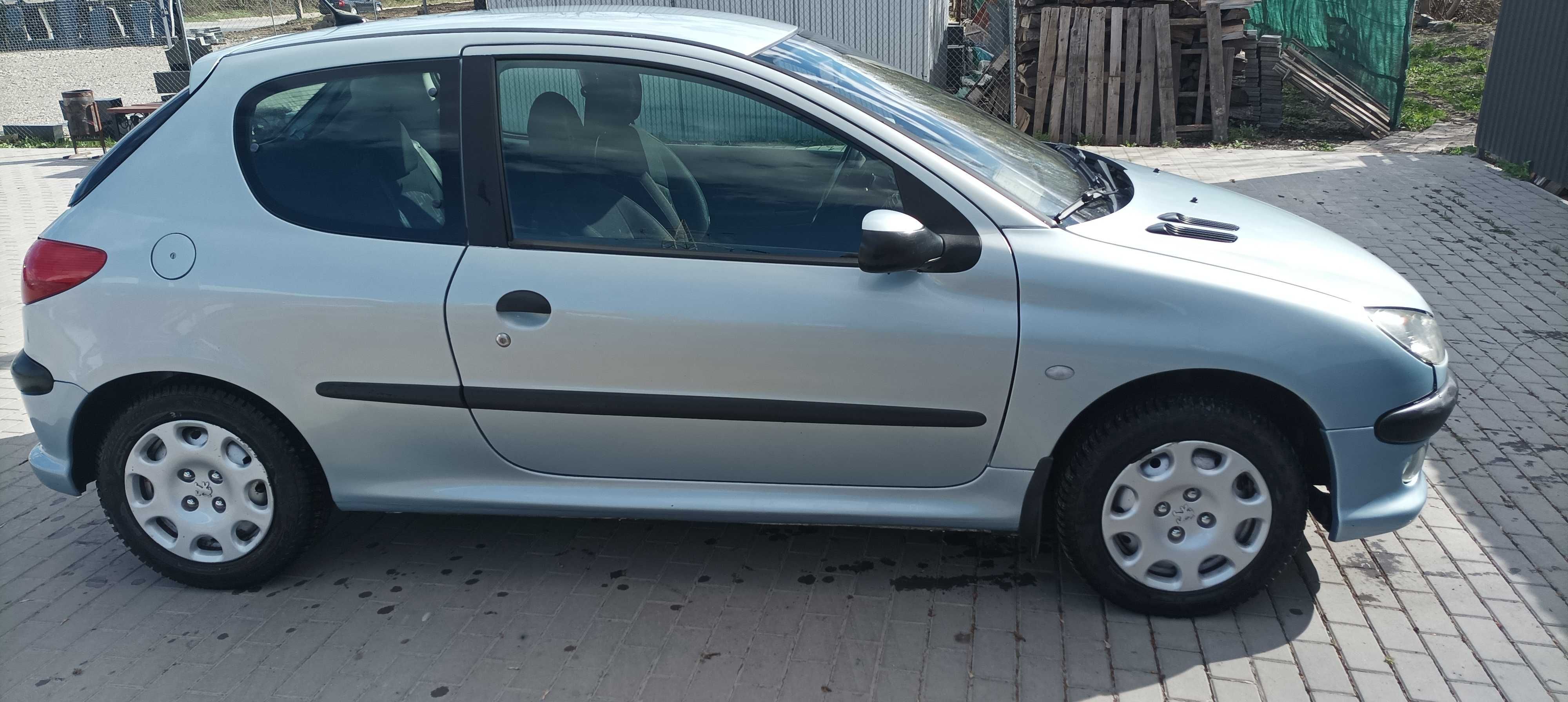 Продам peugeot 206