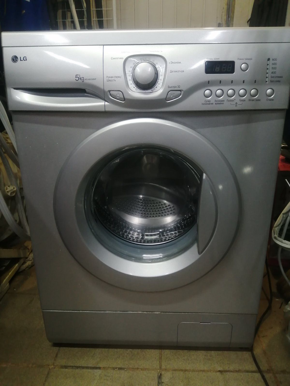 Продам стиральную машину автомат 6кг