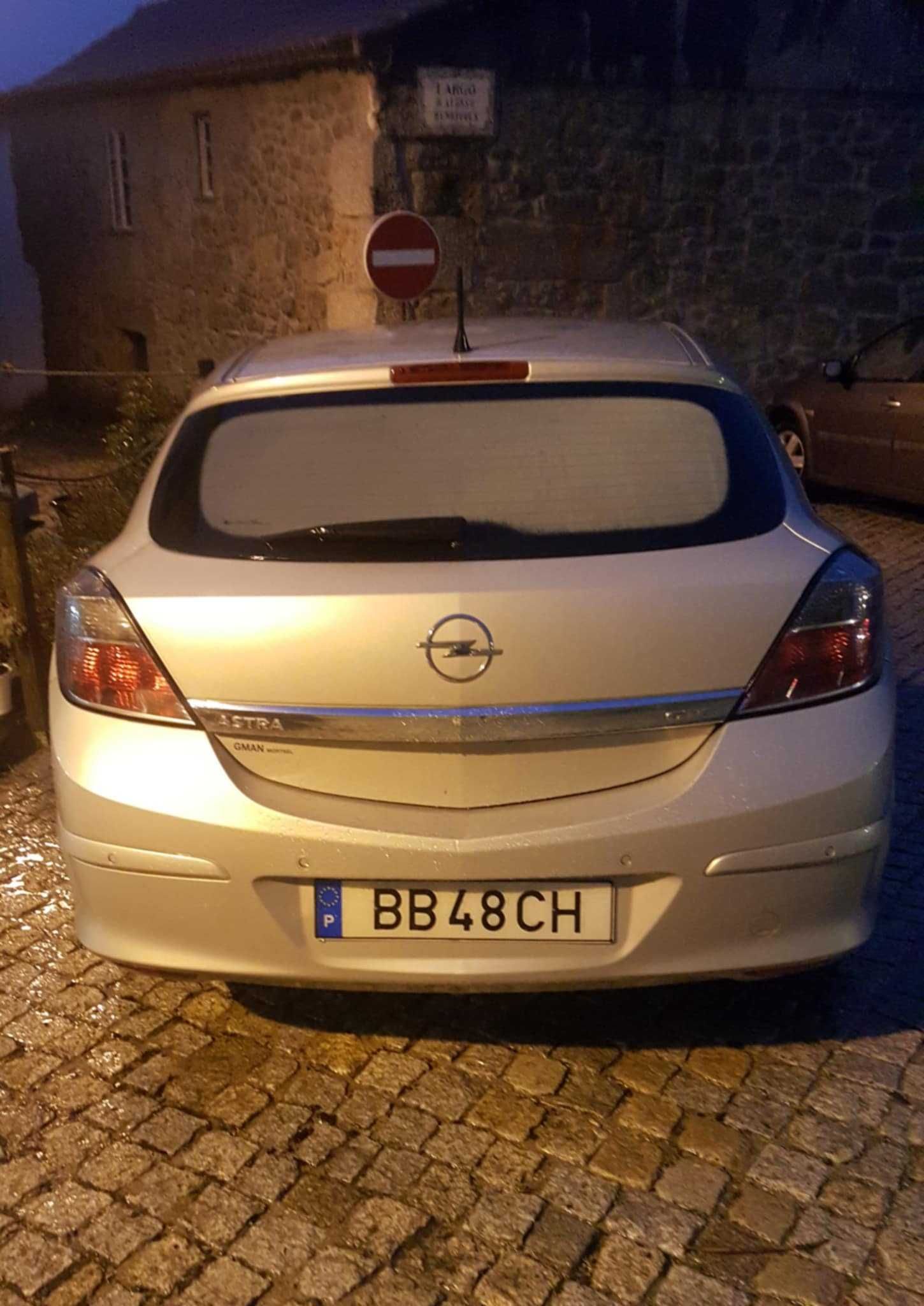 Opel astra 2006.
