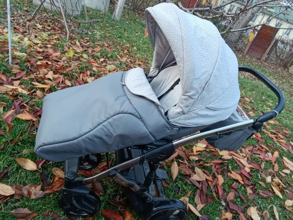 Продається дитяча коляска 2в1.фірми Junama