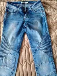 Sprzedam 2 szt  jeansy damskie