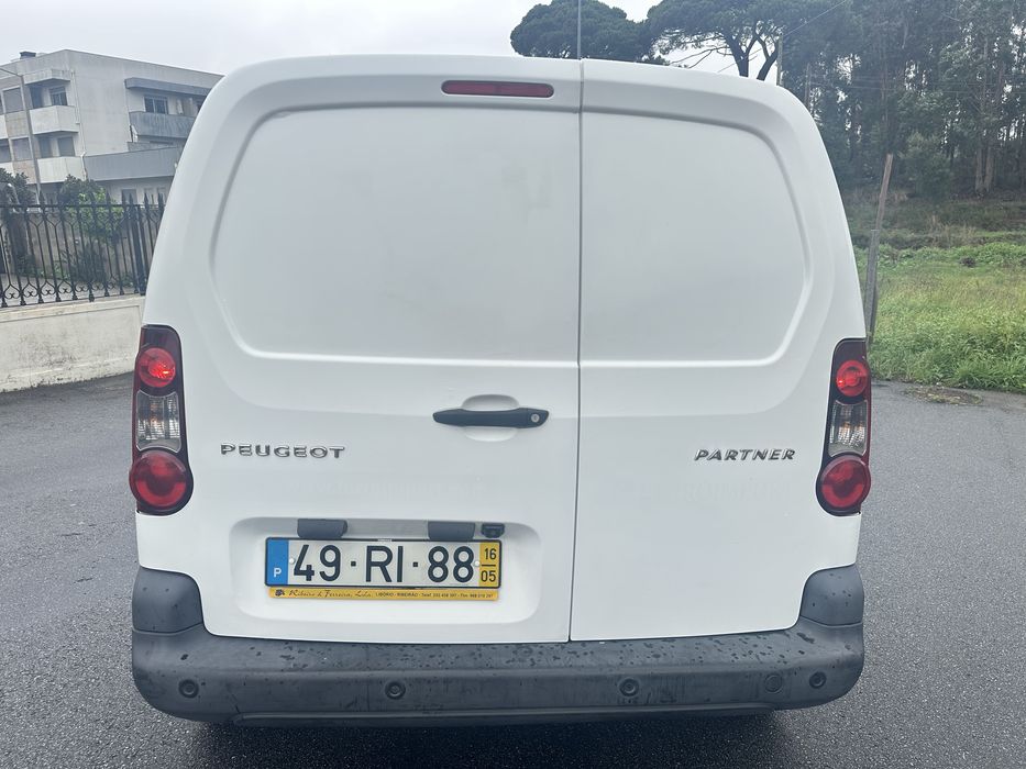 Peugeot Partner 1.6 HDI 3 Lugares  Nacional