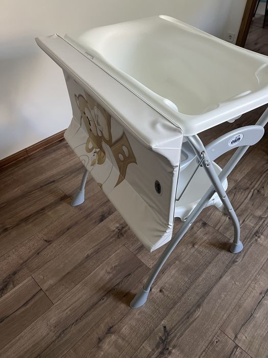 Пеленальний столик у комплекті з ванночкою італійського бренду САМ