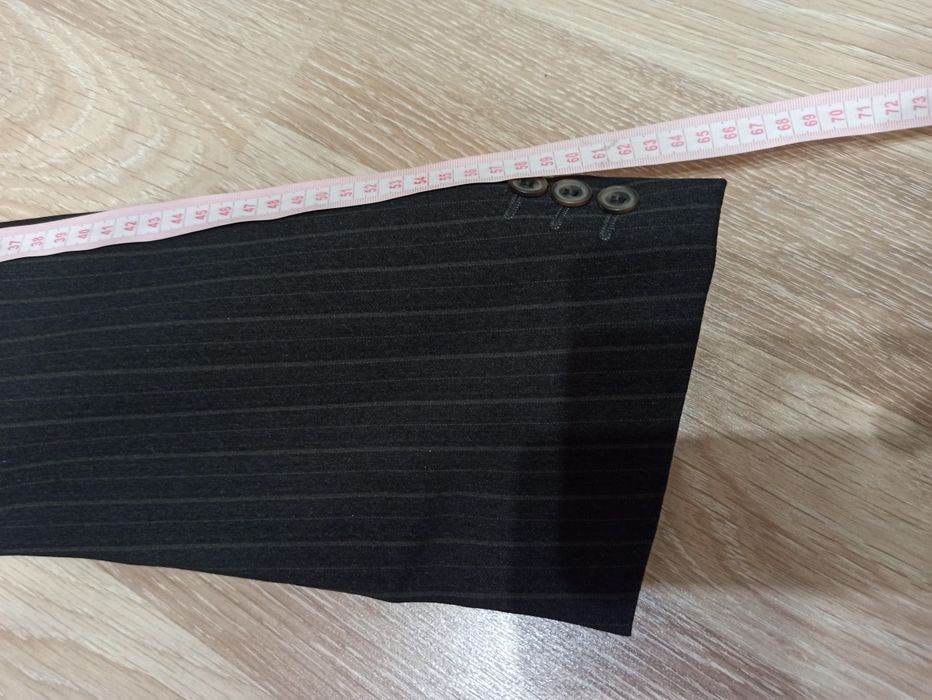 Garnitur z kamizelką plus spodnie. Komplet