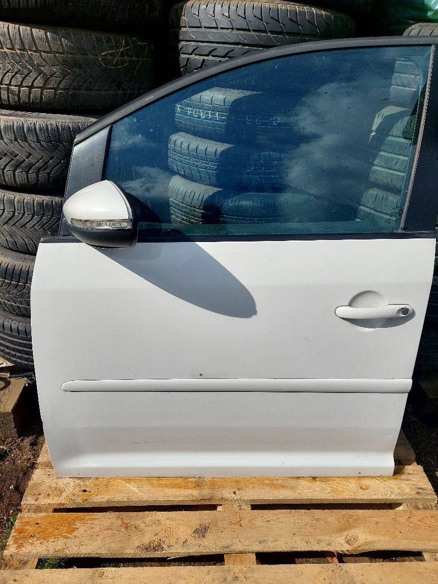 VW TOURAN lift 10-15 Drzwi lewe przód