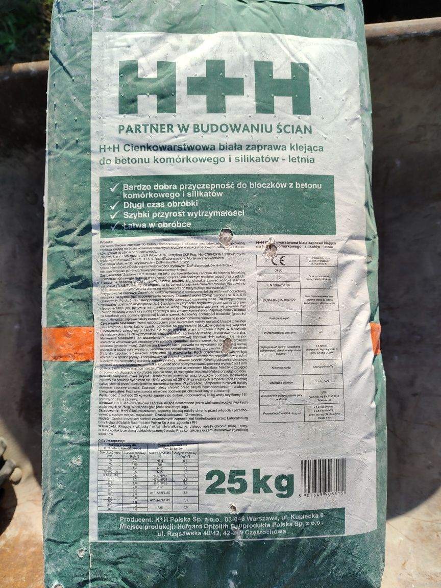 H+H zaprawa klejąca do bloczków.