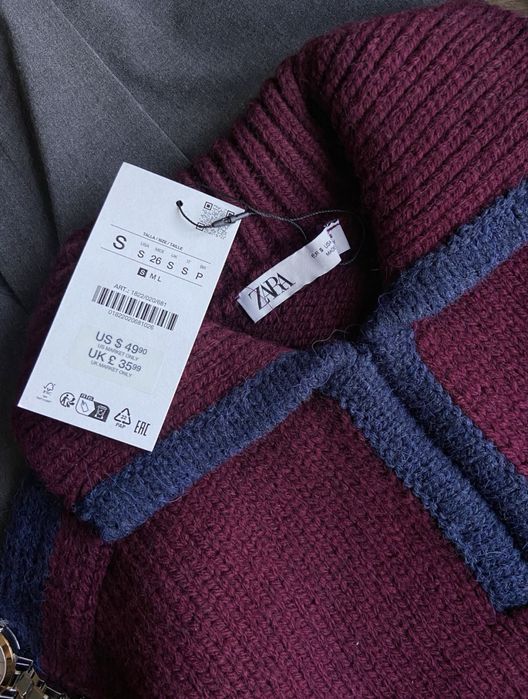 Светр поло Zara в трендовому кольорі