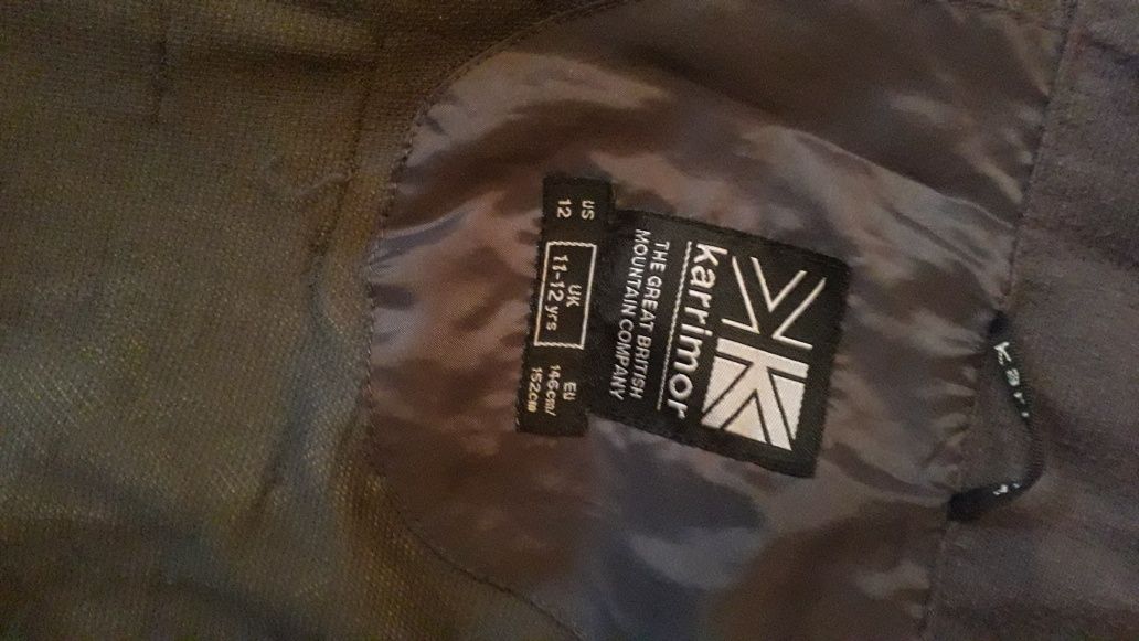 Продам дитячу вітровку Karrimor на 11-12р.
