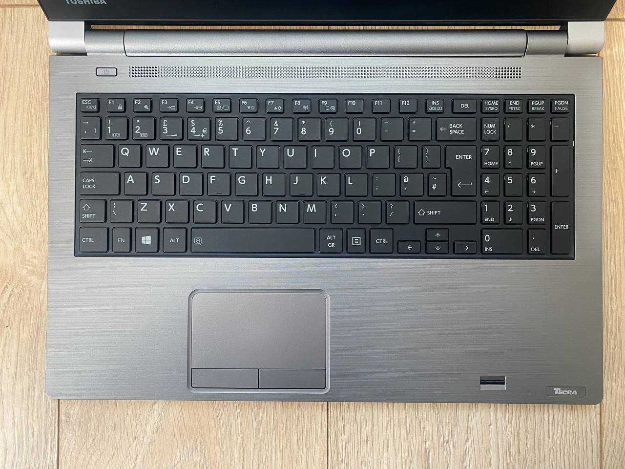 Ноутбук Toshiba Tecra A50-C (15.6, i7-5500U, 8Gb, SSD 120Gb)