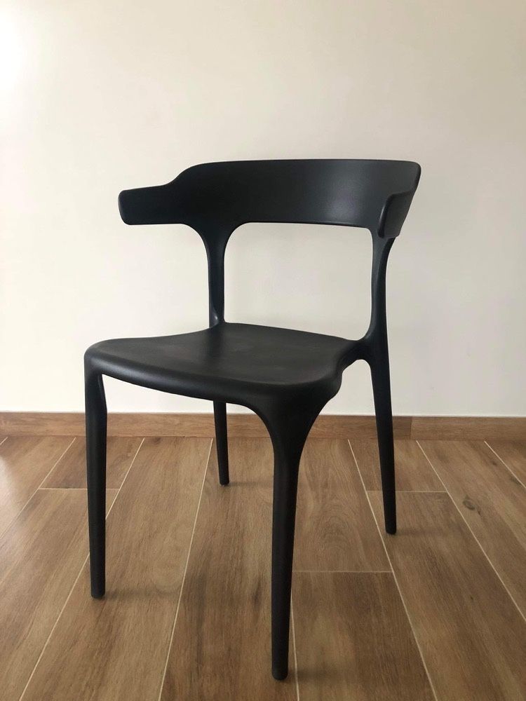 Krzesła czarny mat