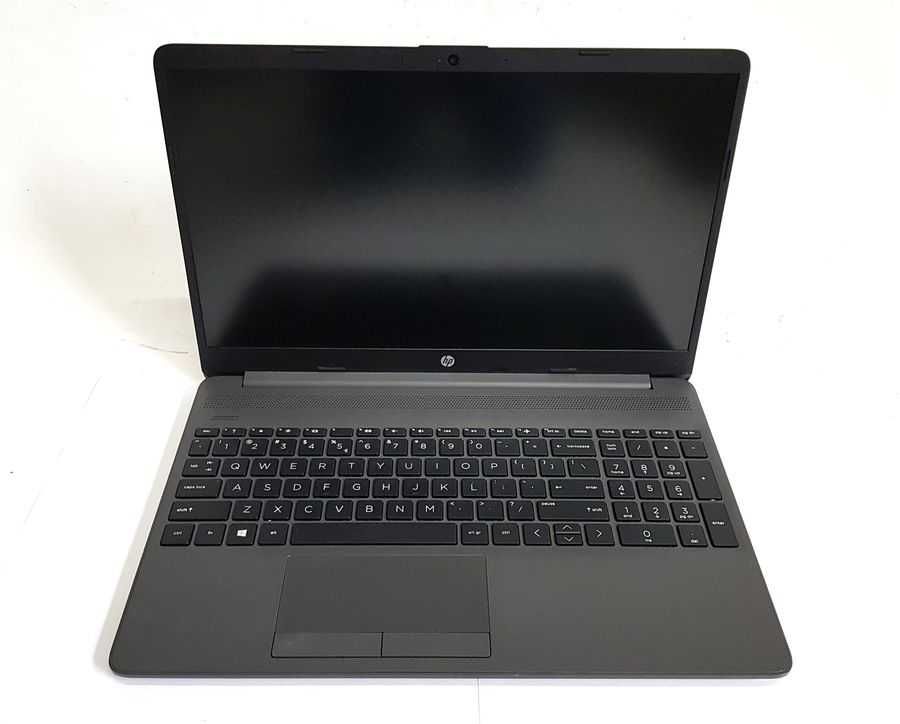 Laptop HP 255 G8 8/256GB
