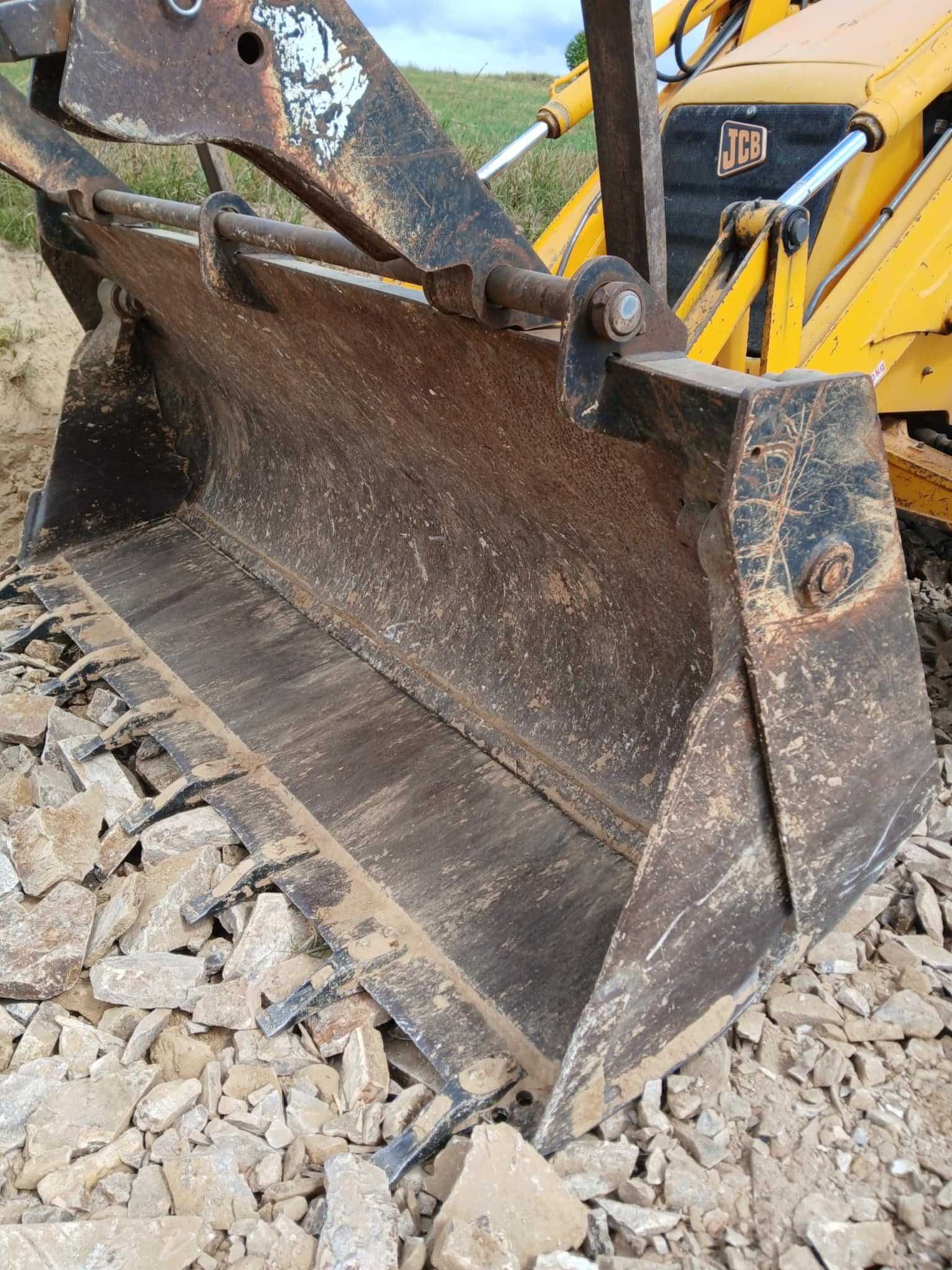 Koparko-ładowarka JCB 3CX