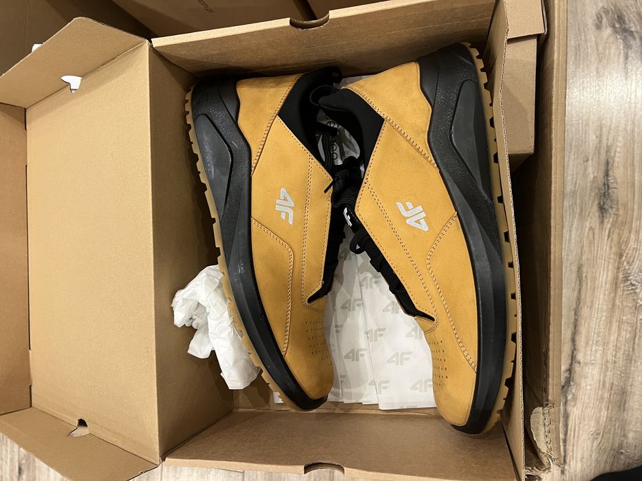 Buty adidasy 4f bardzo solidne