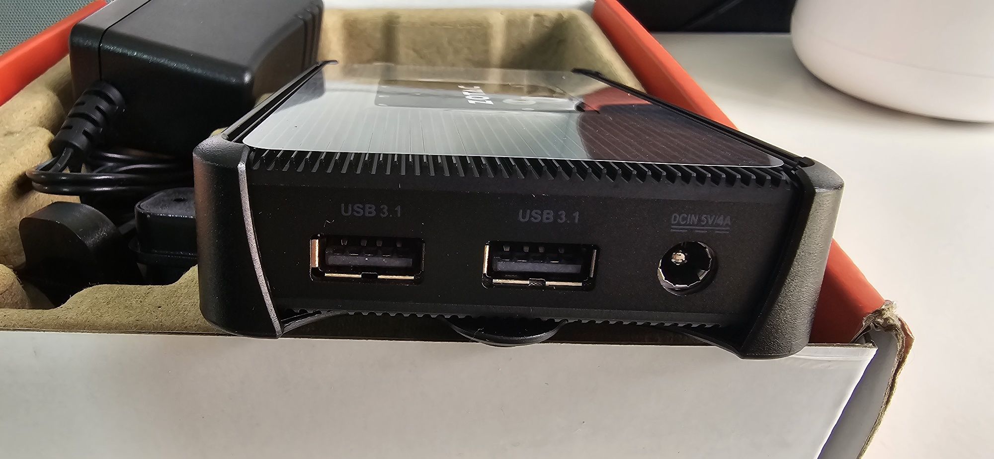 zbox pi336 mini PC portatil