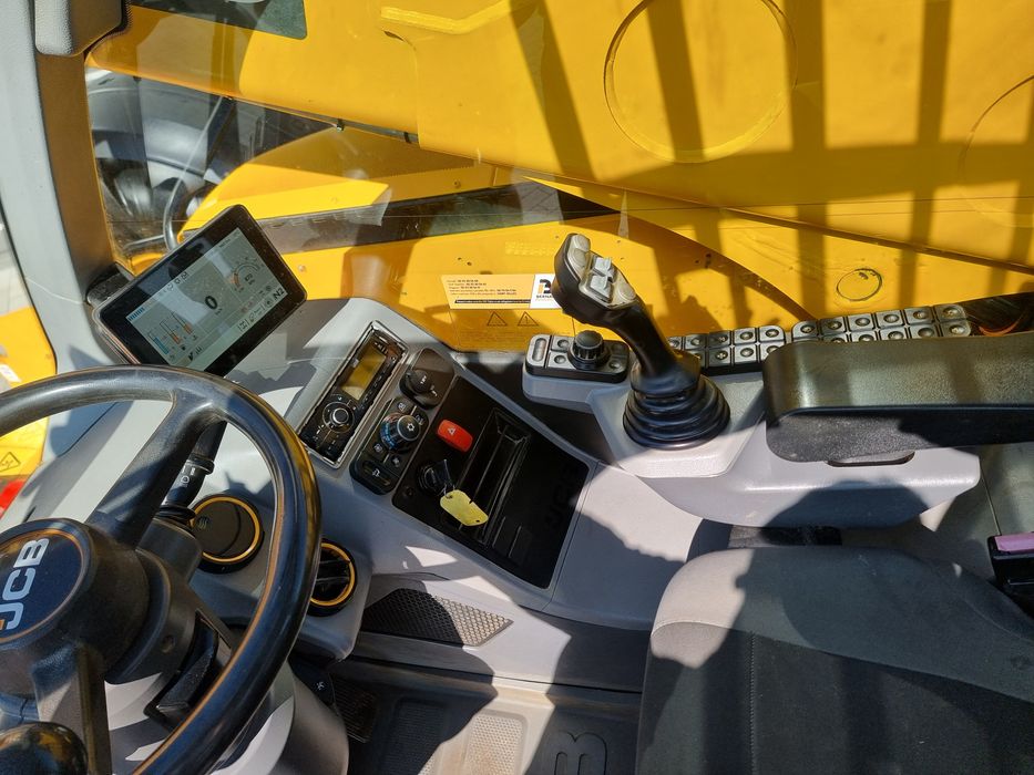 Ładowarka teleskopowa Jcb 532-70 r20*klima*nowe opony*manit