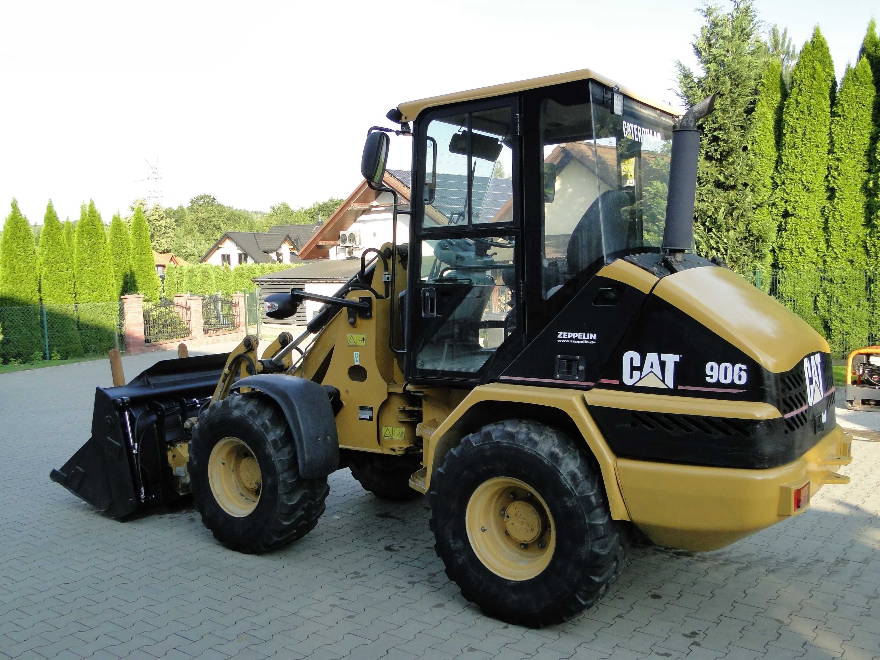 Ładowarka CAT 906 Caterpillar łyżka otwierana widły Ładna Sprowadzona