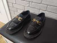 Buty loafersy rozmiar 36 Reserved