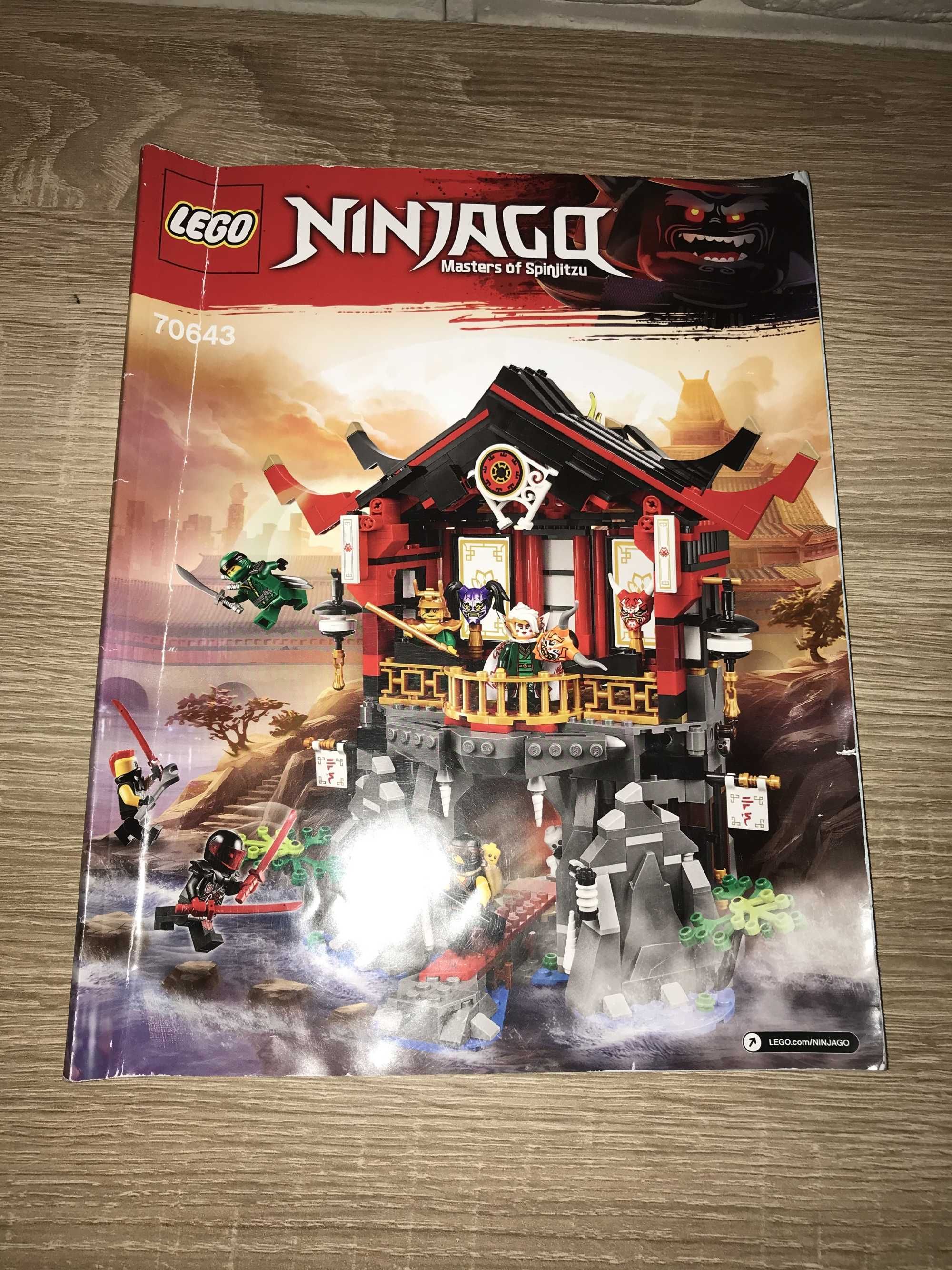 Lego Ninjago Świątynia Wskrzeszenia 70643