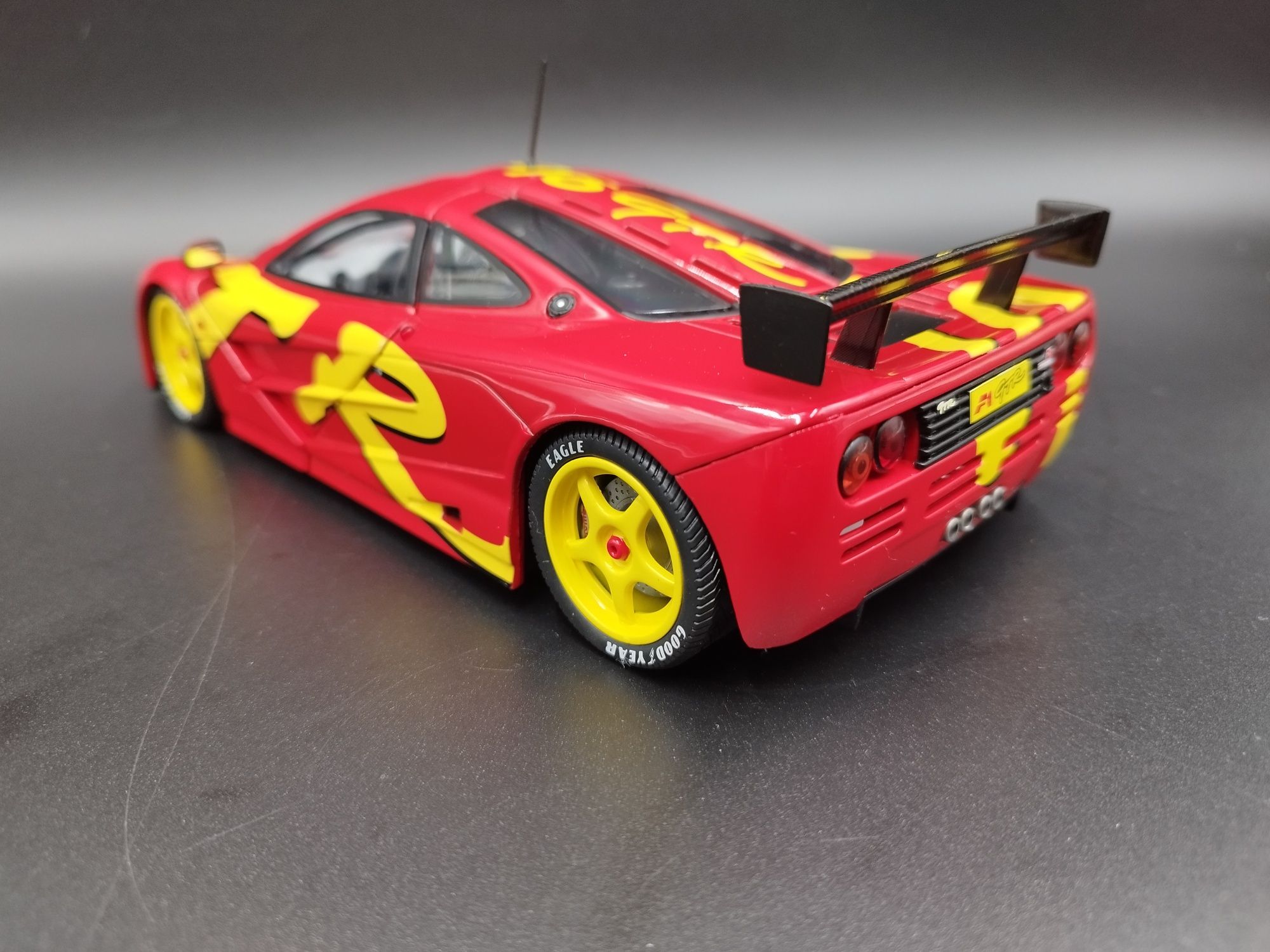 1:18 Solido McLaren F1 GTR model nowy