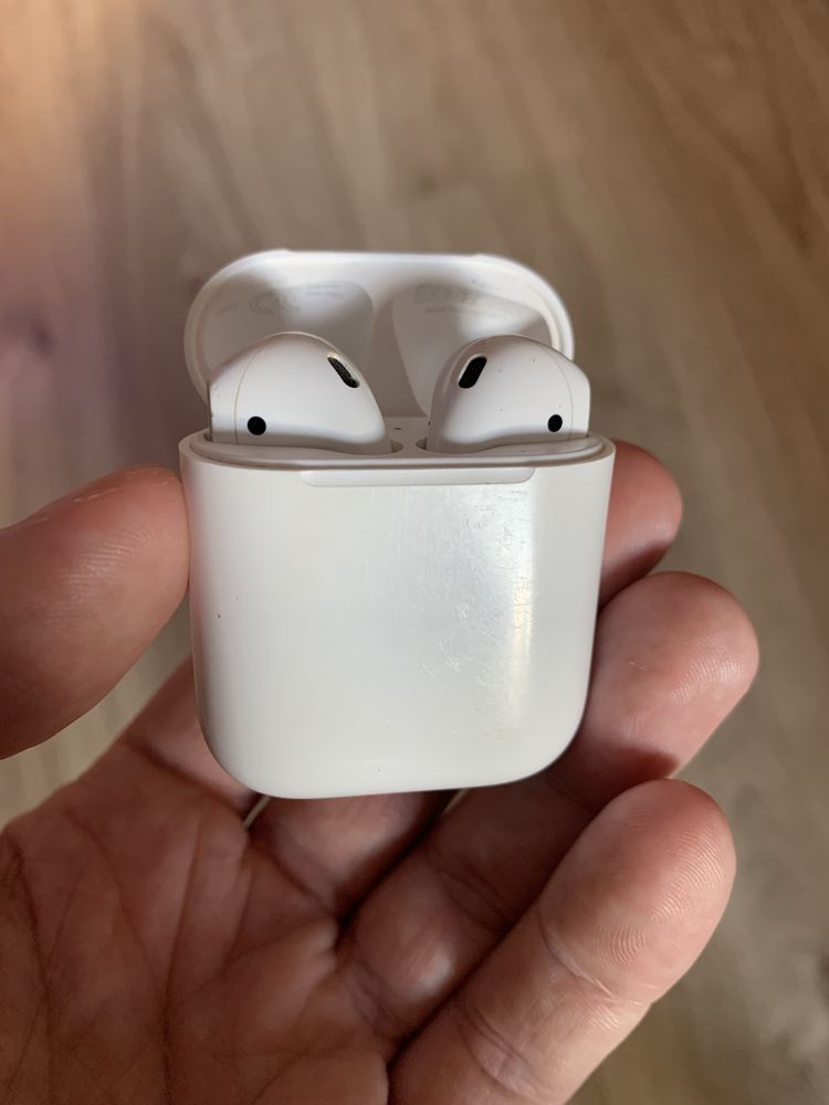 Apple airpods 1 gn оригінал