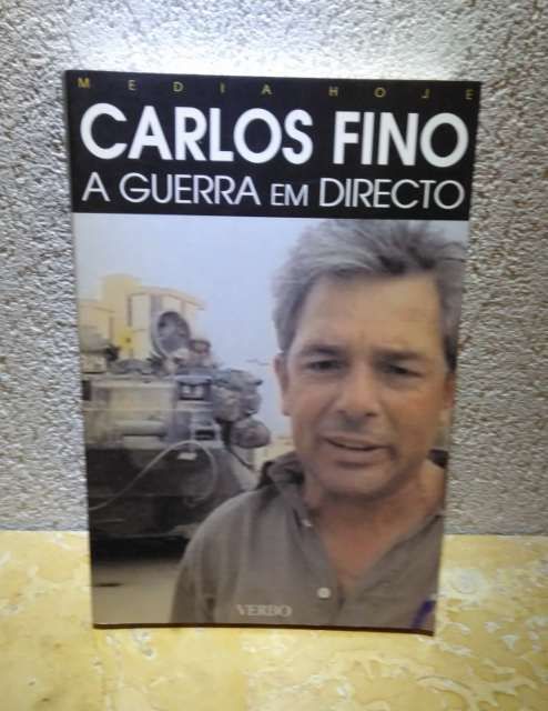 "A Guerra em Directo" de Carlos Fino - Novo